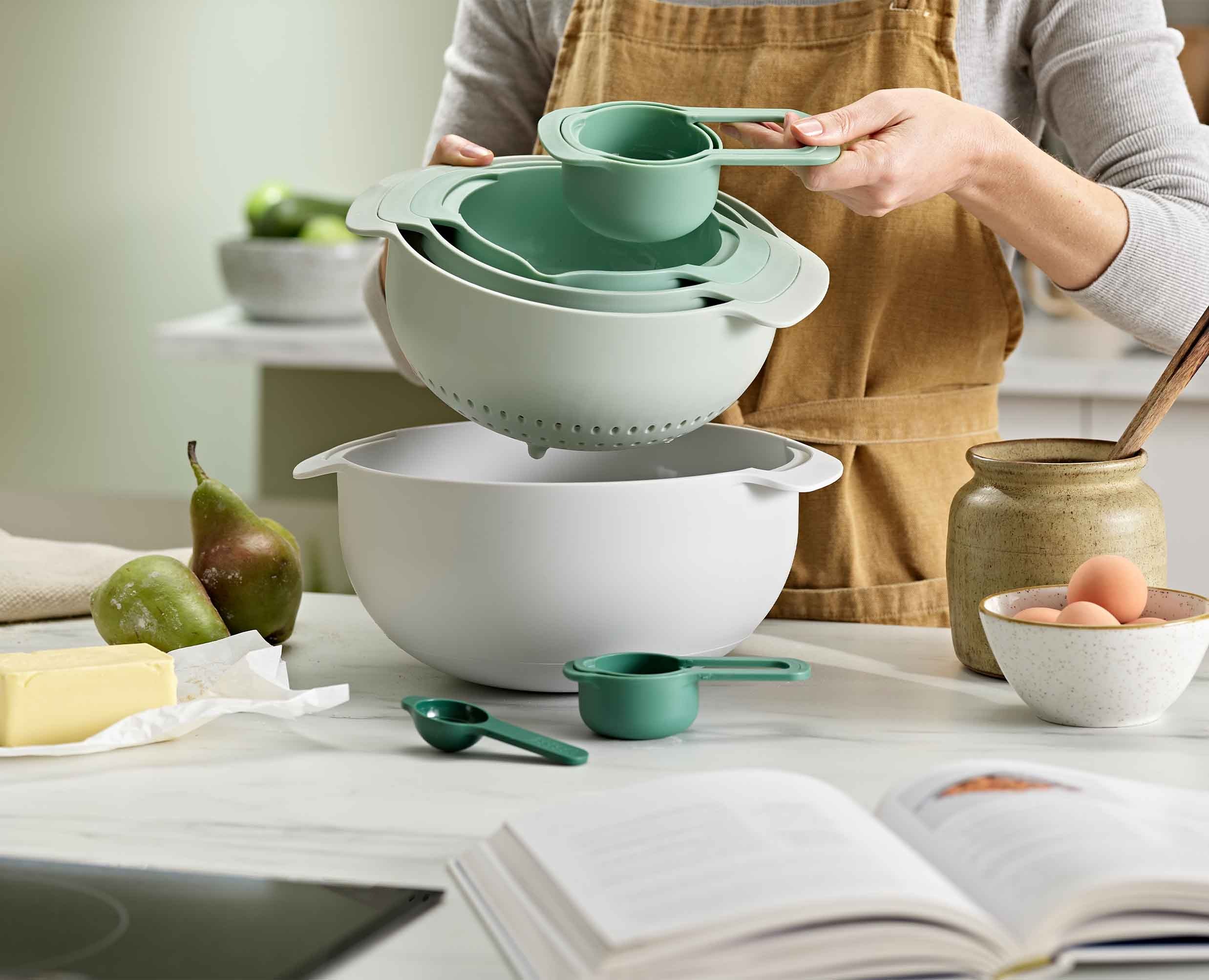 Nested Mixing Bowls